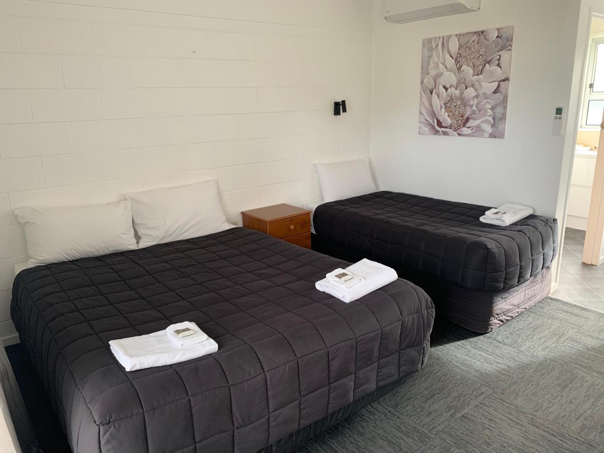Brooklyne Motel Sanson エクステリア 写真